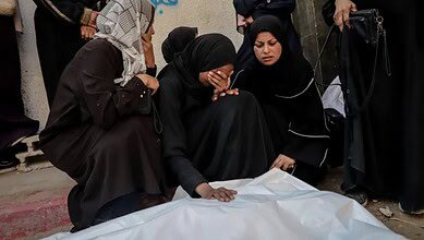 Palestinians grieve the loss of loved ones [[Saeed MMT Jaras/Anadolu]]