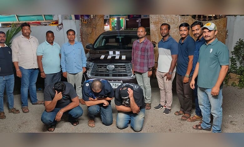 Three persons, including a US national was arrested for possessing cocaine in Hyderabad