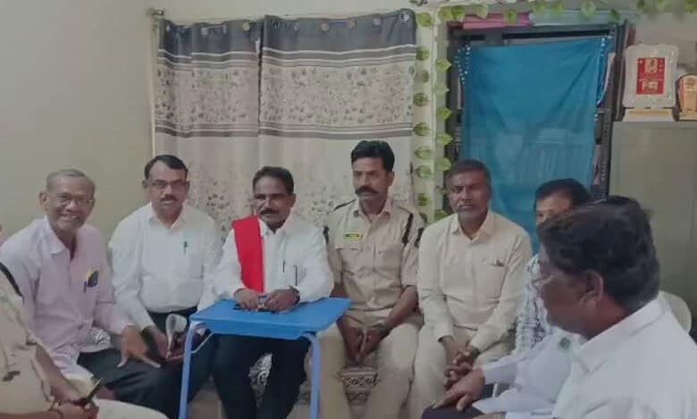 CPI(M) Telangana Secretary John Wesley placed under house arrest in Hyderabad