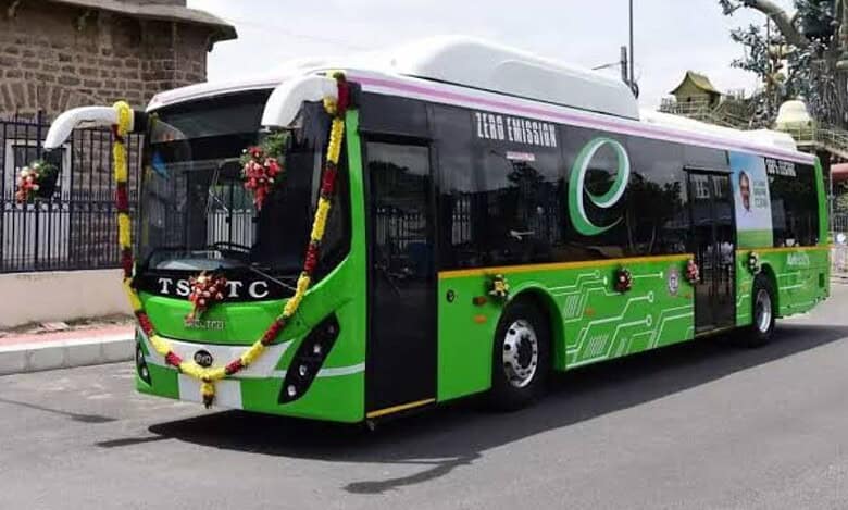 Pushpak buses from Hyderabad airport