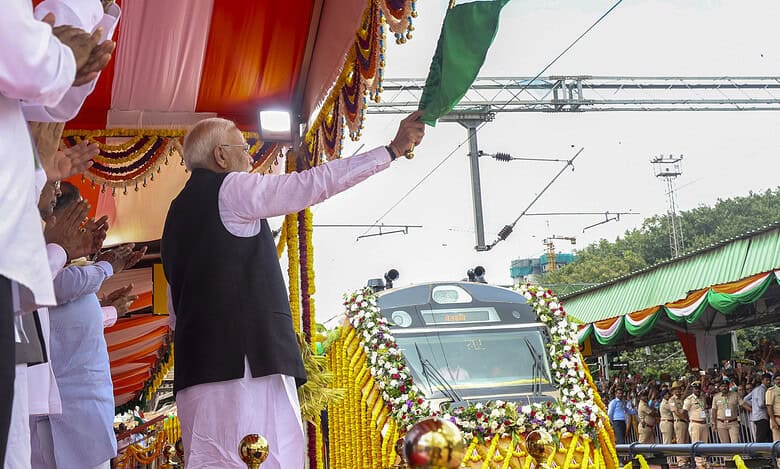 PM Modi flags off Vande Bharat Express train