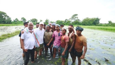 Vote Adhikar Yatra Rahul Gandhi with Farmers in Bihar