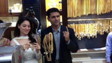 Tamannaah and Abdul Razzaq