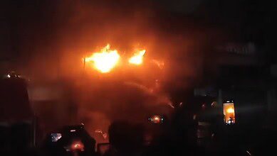 Huge fire breaks out in Hyderabad's Ameerpet