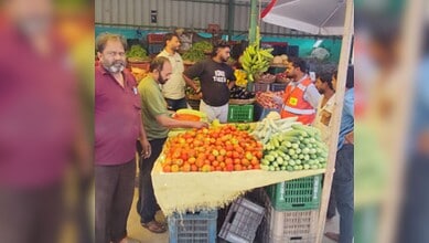 GHMC inspects fruit and vegetable markets in Hyderabad