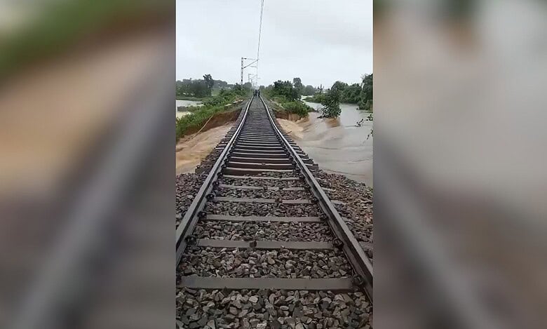 Several trains cancelled amid heavy rains in Telangana