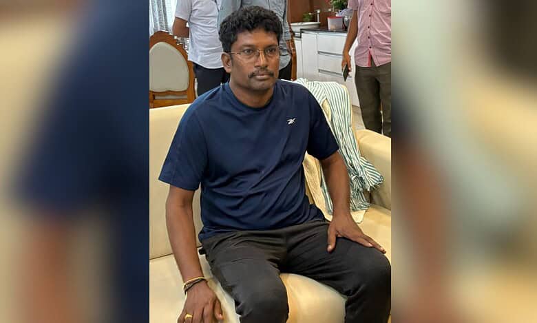 Warangal Tahsildar booked under DA case by Telangana ACB
