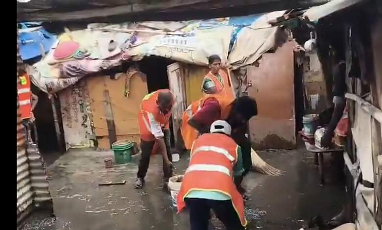 GHMC intensifies clean-up drive in Musi areas