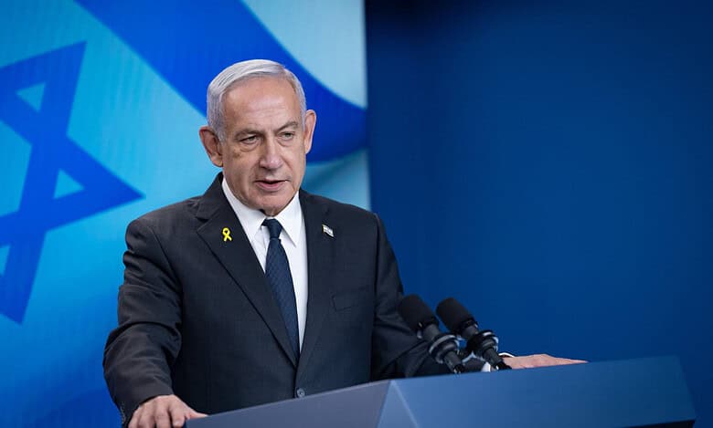 Israeli PM Netanyahu addresses a meeting