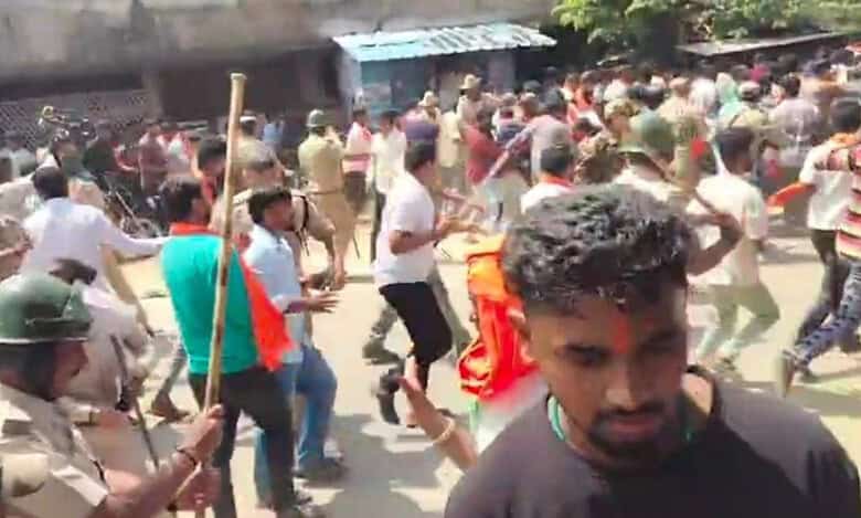 Communal violence in Maddur, Karnataka