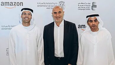 Mohamed Khalifa Al Mubarak, Chairman of DCT Abu Dhabi and Ronaldo Mouchawar at the agreement signing for digital arabic library