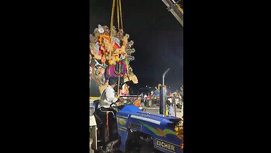 Ganesh idol falls on devotees in Telangana