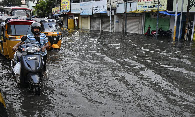 Rains in Hyderabad
