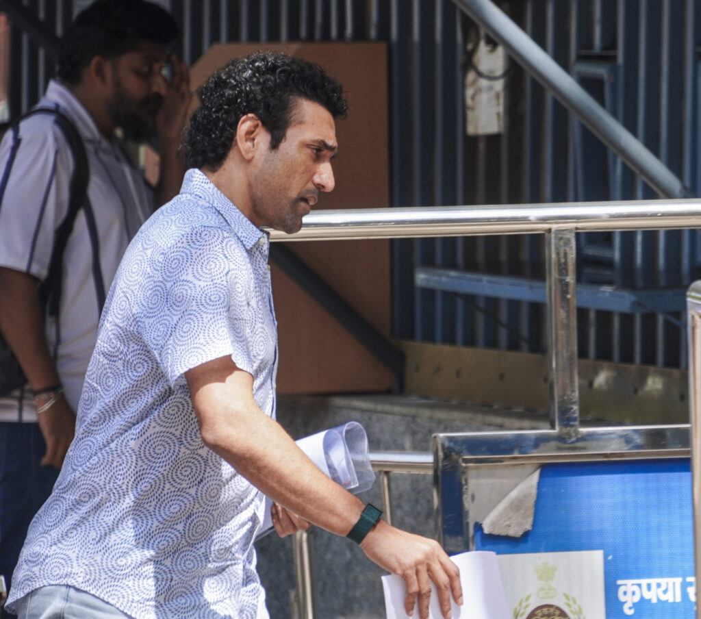 Cricketer Robin Uthappa appears before ED in online betting app case