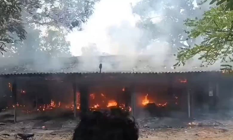 At least six persons have died in a fire accident at a crackers manufacturing unit in Andhra on Wednesday