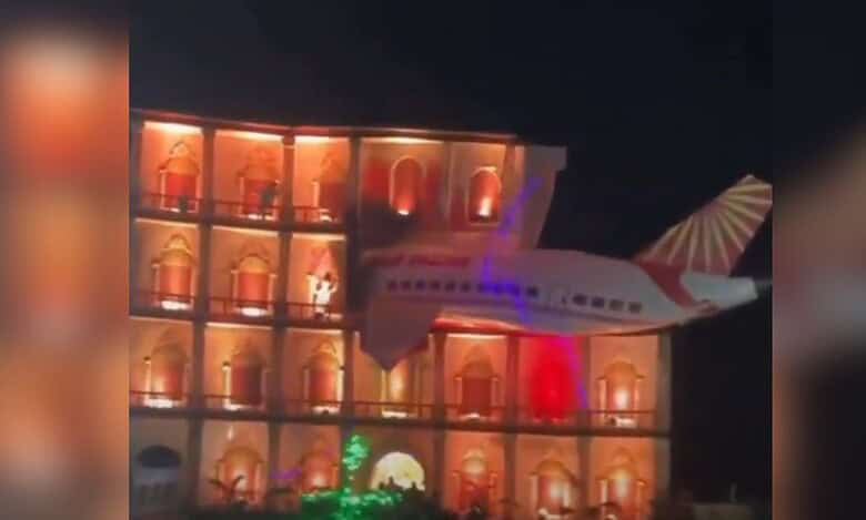 A Durga pooja pandal recreated the tragic Ahmedabad plane crash, drawing strong criticism from civil society