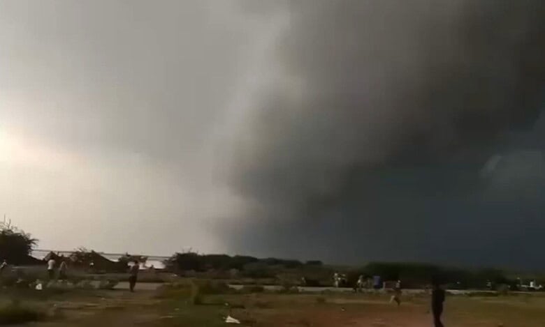 cyclone montha