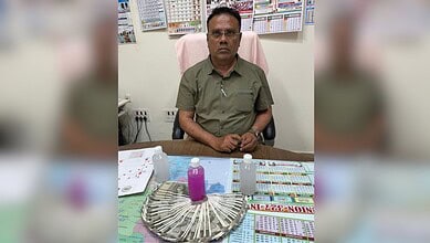 TGSPDCL engineer caught by ACB taking Rs 21,000 bribe