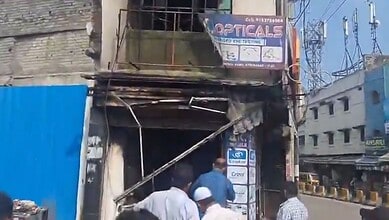 Fire at sweet shop in Charminar