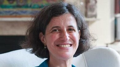 Image of Hindi scholar Francesca Orsini