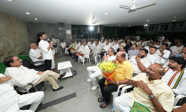 Image of Kamma members meeting CM Revanth Reddy and other ministers.