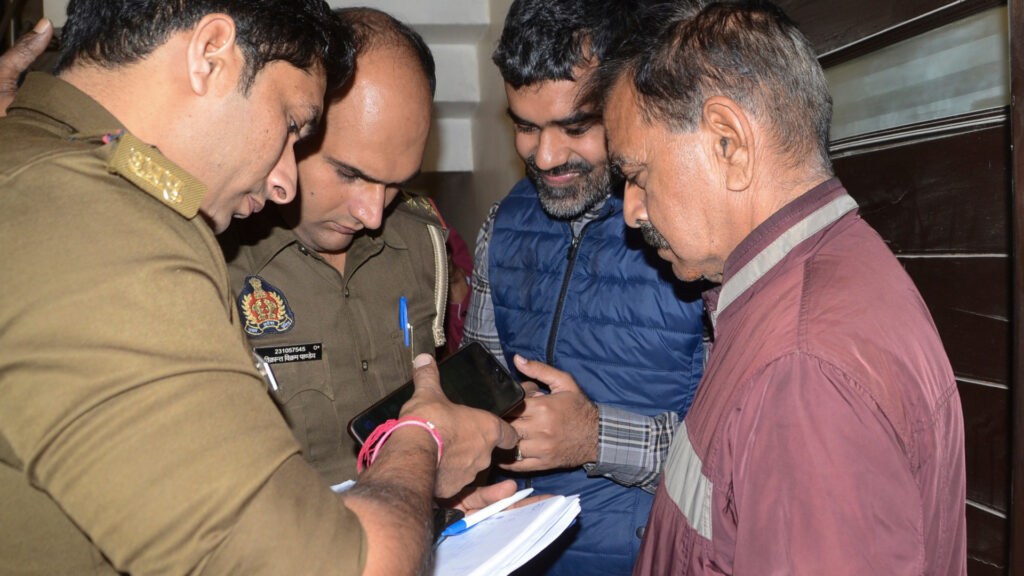Kanpur: Dr. Abhishek Pathak, right, roommate of Dr. Arif Mir, a Kashmir-origin cardiologist under investigation for suspected links with a Delhi blast accused, along with other doctors during a press conference, in Kanpur, Uttar Pradesh, Thursday, Nov. 13, 2025. (PTI Photo)(PTI11_13_2025_000159B)