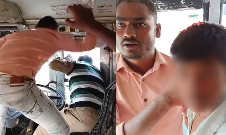 Man attacks RTC bus driver for not giving way, case lodge