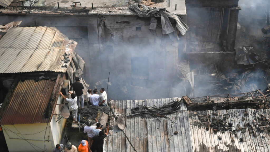 Kolkata: Smoke billows out after a fire broke out in a multi-storey building, in Kolkata, Saturday, Nov. 15, 2025. The blaze originated in an electronics goods warehouse and quickly spread through the congested area, according to officials. (PTI Photo) (PTI11_15_2025_000109B) Smoke billows out after a fire broke out in a multi-storey building, in Kolkata.