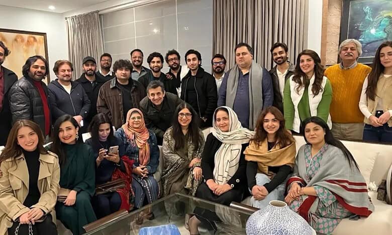 Pakistani stars at a dinner
