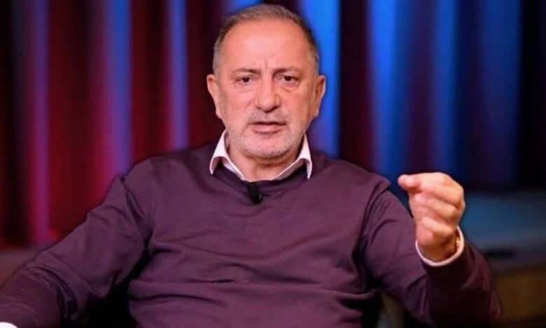 Fatih Altayli speaking in a studio setting.