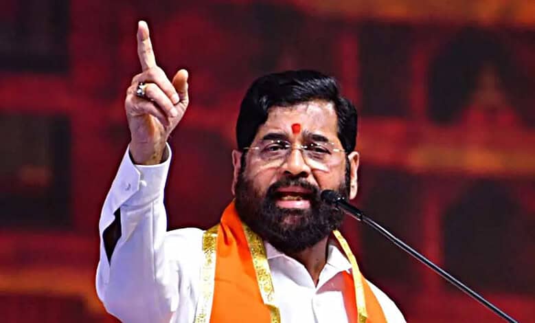 Political family nepotism in Maharashtra municipal elections showing multiple family members contesting