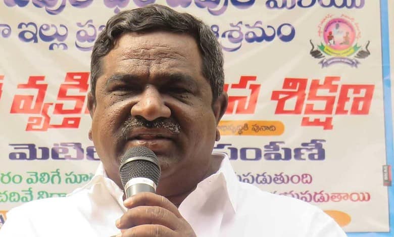Maoist propaganda case: Gade Innaiah produced before Nampally NIA court