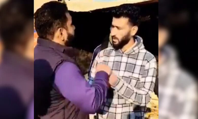 Kashmiri shawl seller attacked by Hindutva goons in Uttarakhand