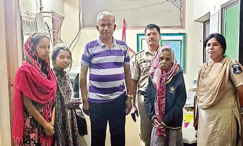 Hyderabad family lives with dead body for three days