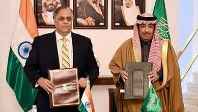 Indian Ambassador to Saudi Arabia Suhel Ajaz Khan with Saudi Arabia's Deputy Minister of Foreign Affairs for Protocol Affairs Abdulmajeed Al-Smari