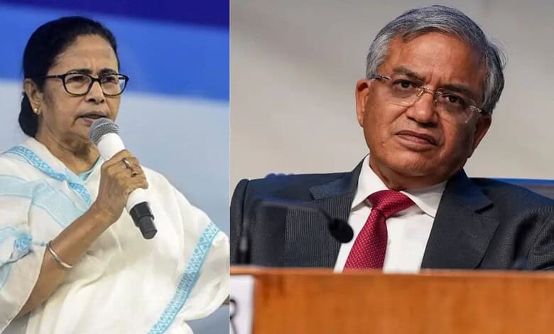 West Bengal Chief Minister Mamata Banerjee and Chief Election Commission of India Gyanesh Kumar