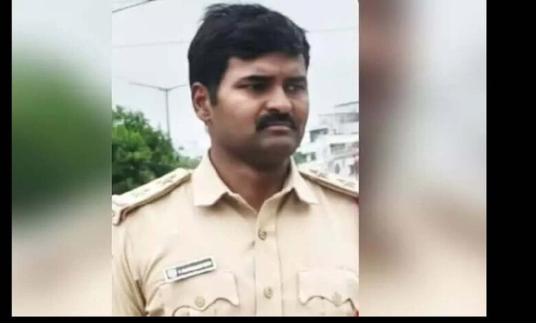 Sub Inspector Bhanu Prakash Reddy