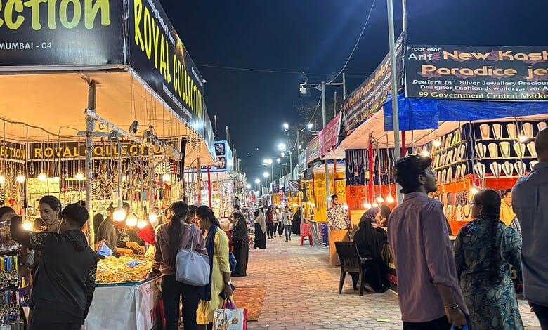 Image showing rows of clothing stores at Hyderabad's Numaish