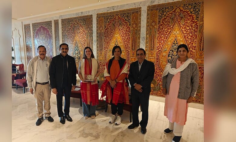 Telangana Chief Electoral Officer welcomes Mexican delegation at IICDEM 2026