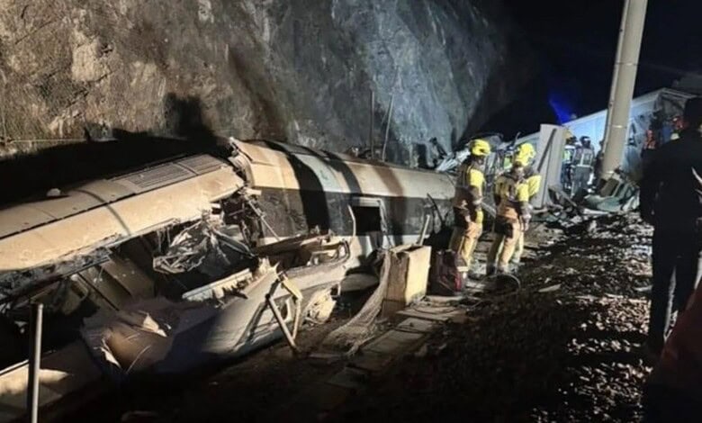 Rescue workers at the accident site in Spain