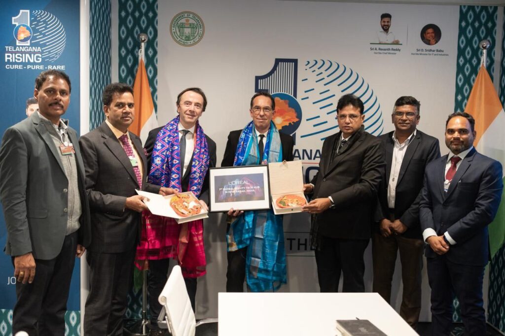 Image of Telangana minster Sridhar Babu with the L'Oreal team