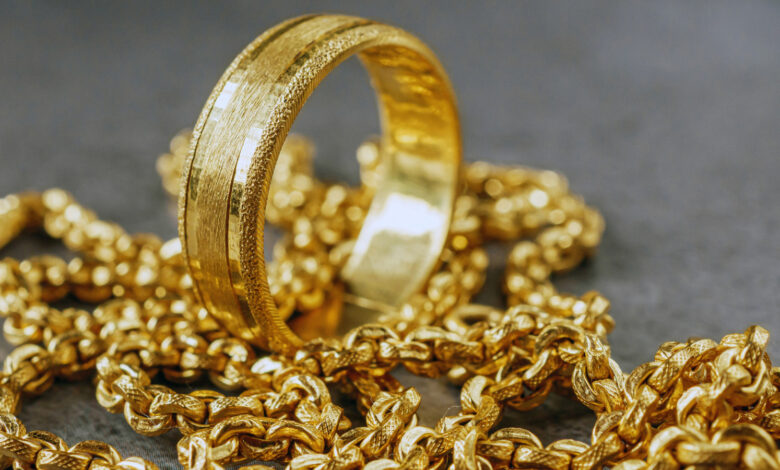 Hyderabad: Domestic help arrested for stealing Rs 3L gold from elderly couple