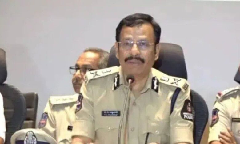 Hyderabad Police Commissioner VC Sajjanar addresses a meeting