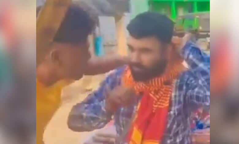 Odisha vendor threatened by Hindutva mob, forced to chant Jai Shri Ram