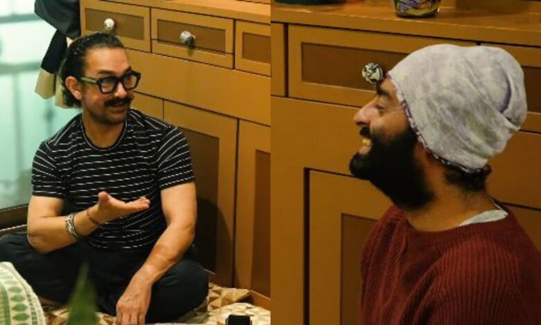 Aamir Khan and Arijit Singh