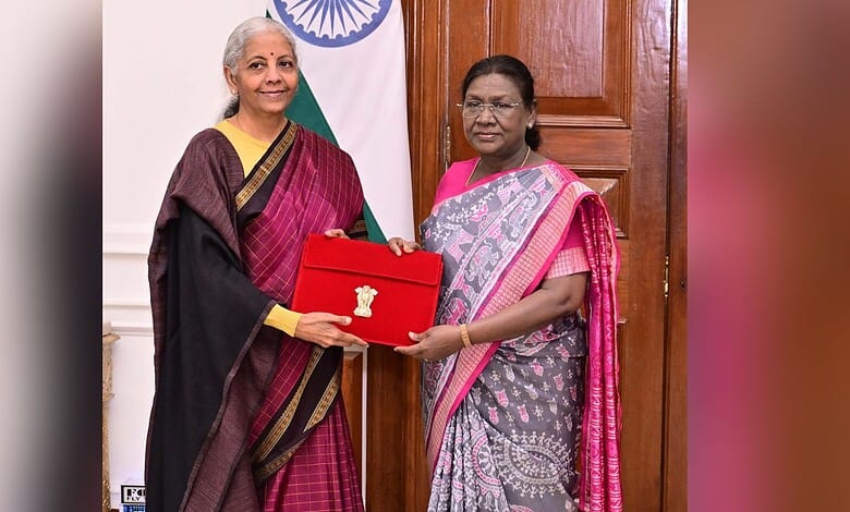 Finance Minister Nirmala Sitharaman with President Droupadi Murmu