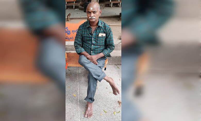 Narender Narsaiah Shriram, Telangana expatriate who died in the UAE.