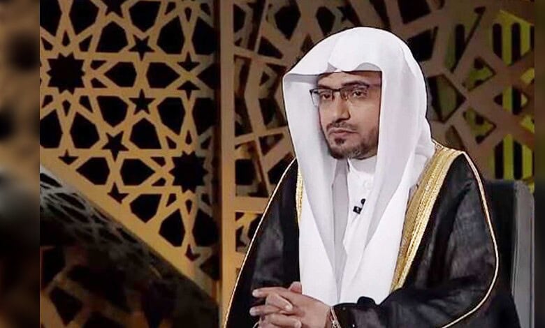 Sheikh Saleh bin Awad Al-Maghamsi during a television appearance.