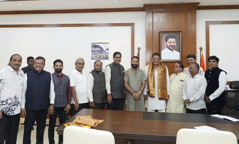 Telangana: Jain leaders meet min Azharuddin over welfare issues