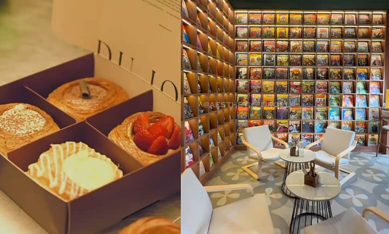 Cookies and strawberries served in a box at a modern cafe in Hyderabad.